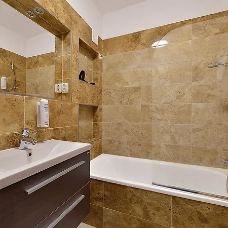Twin City Rooftop By Ambiente Apartment Bratislava